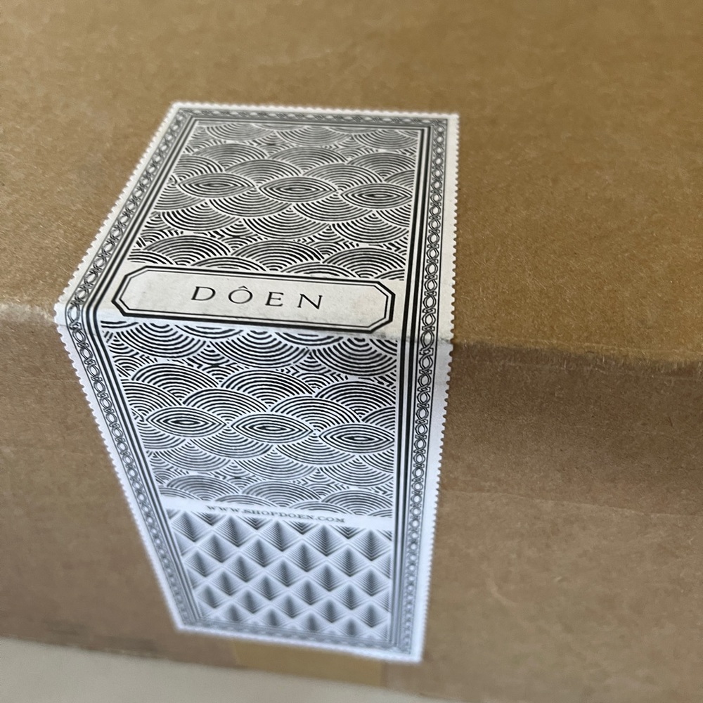 Large Dôen Box - Picture 2 of 6